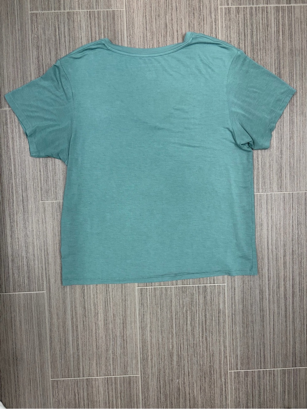 American Eagle turquoise soft and sexy v neck tee shirt size xs - Picture 2 of 4